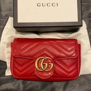 Gucci GG Marmont Matelassé leather super mini bag